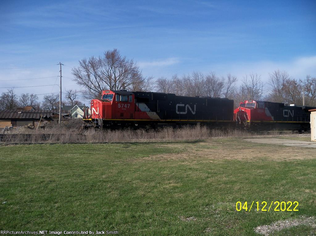 CN 5747